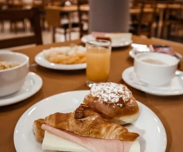 Vitoria Ξενοδοχείο 2*